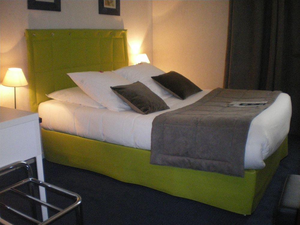Hotel De L'europe 3*