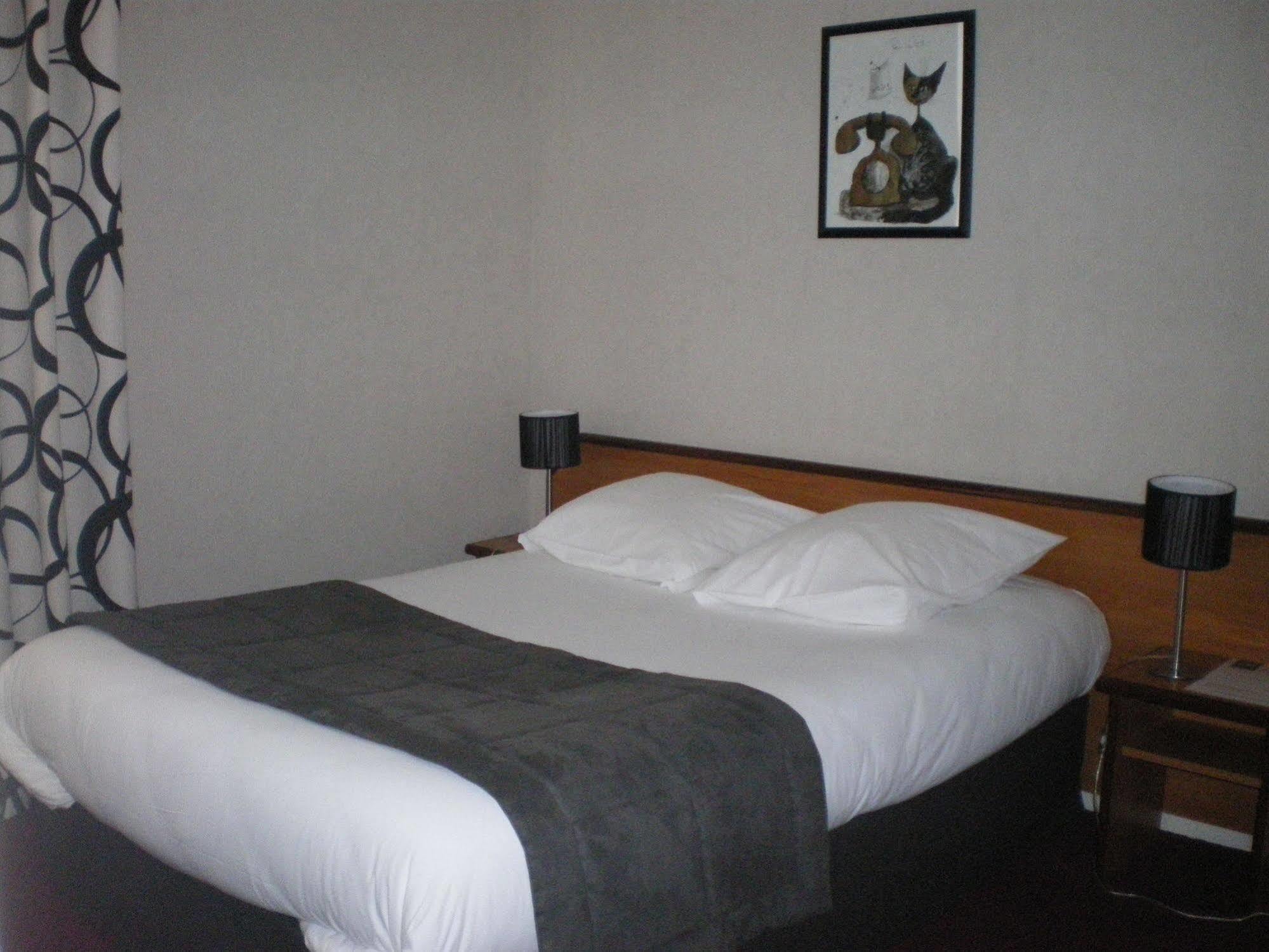 Hotel De L'europe 3*